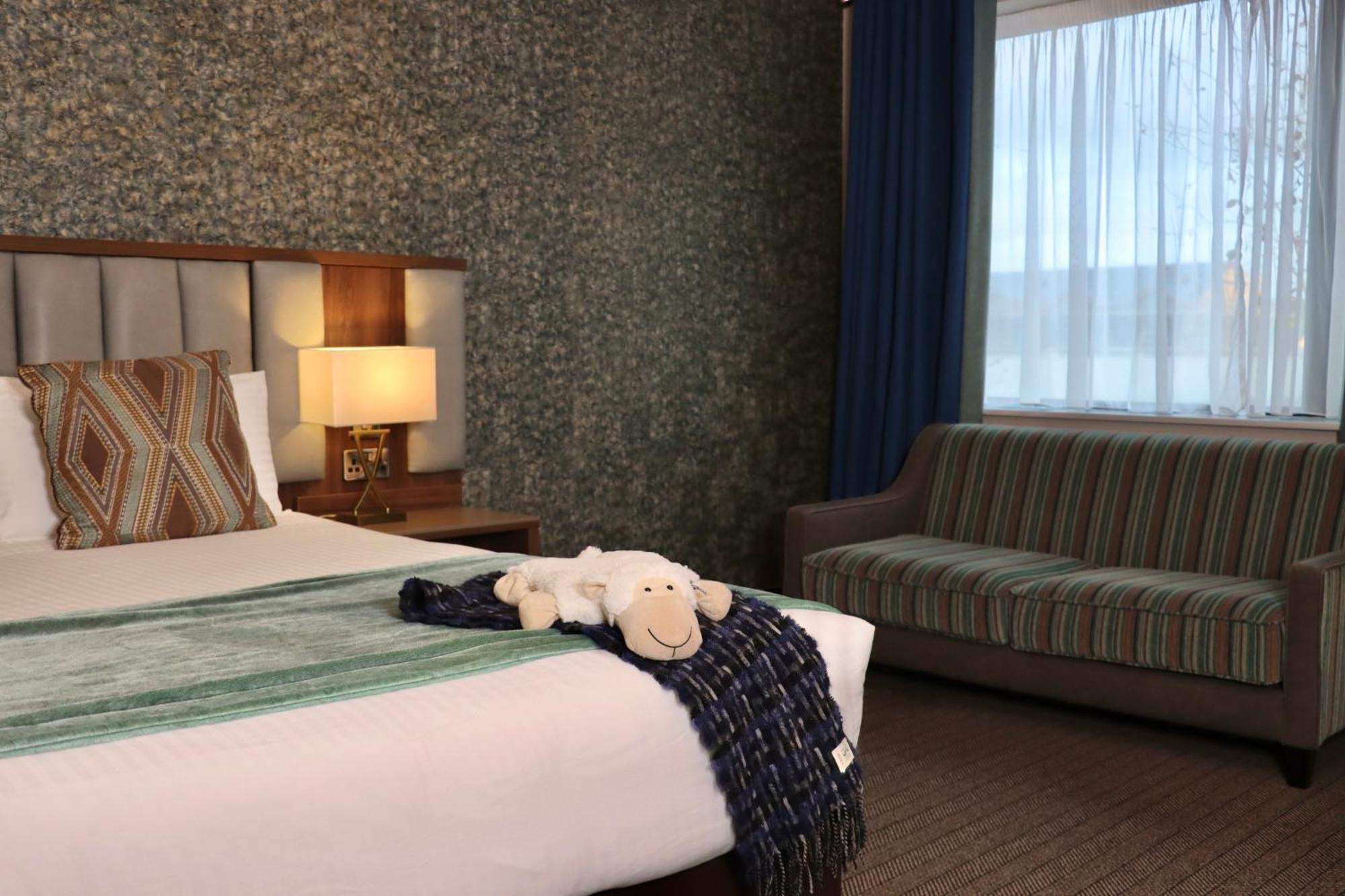 Amber Springs Hotel Gorey Ngoại thất bức ảnh